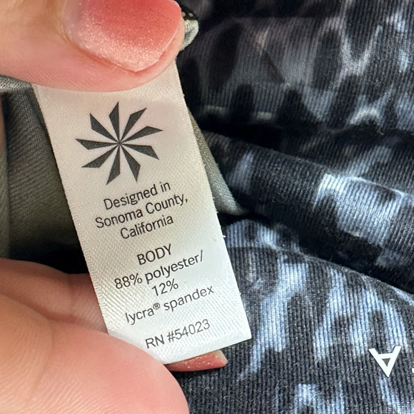 Athleta Leggings Womens Small Black Snakeprint Mid Rise Workout Gym - Picture 7 of 12